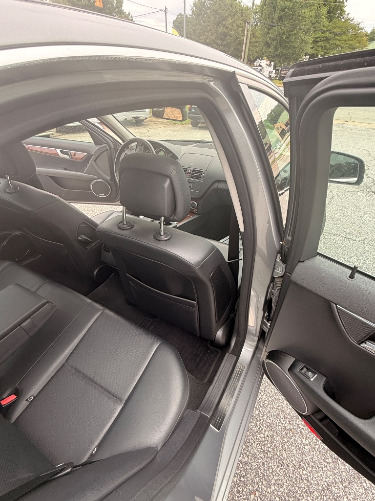 2008 Mercedes-Benz C-Class - $8,995