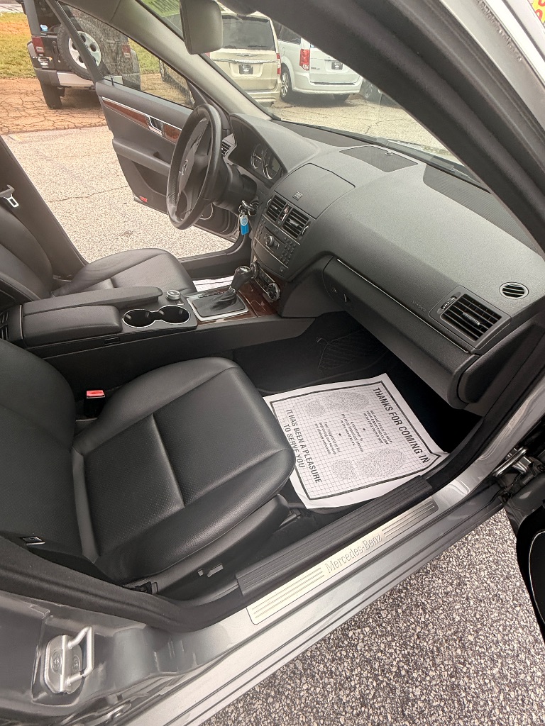 2008 Mercedes-Benz C-Class - $8,995