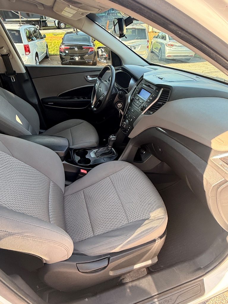 2014 Hyundai Santa Fe Sport - $6,995