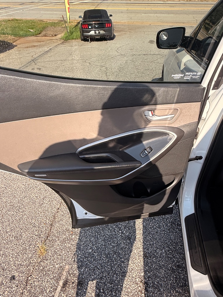 2014 Hyundai Santa Fe Sport - $6,995