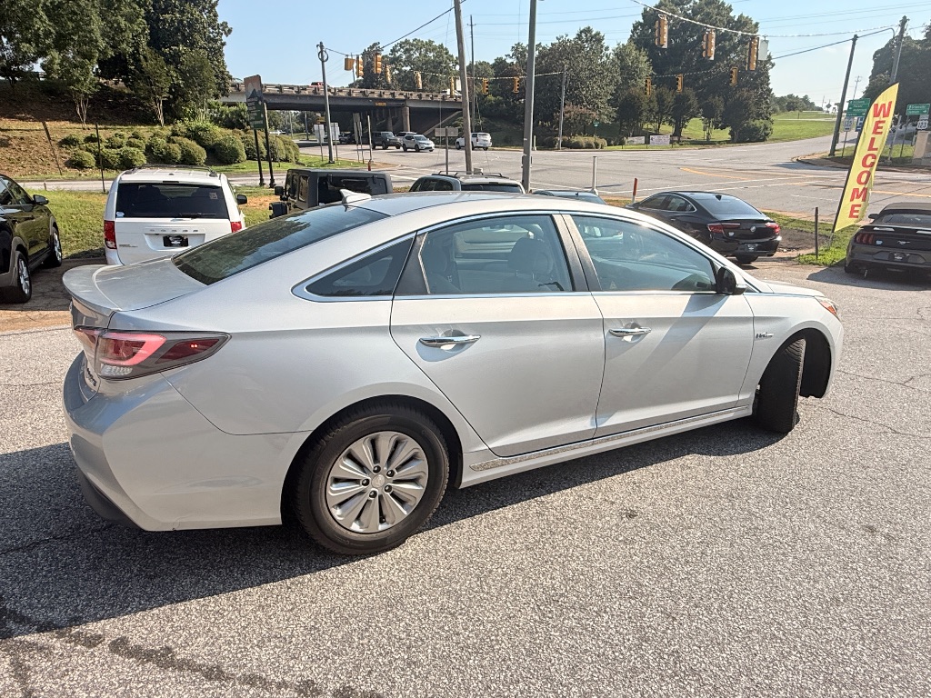 2017 Hyundai Sonata - $8,995