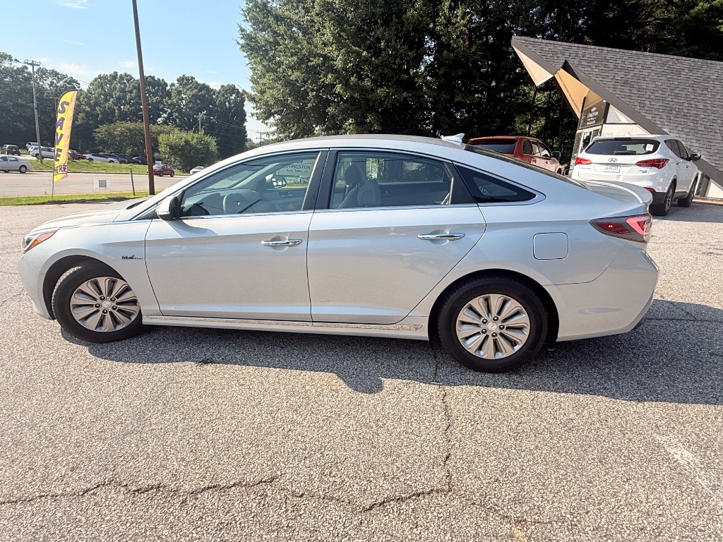 2017 Hyundai Sonata - $8,995