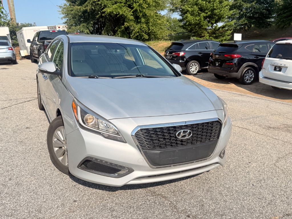 2017 Hyundai Sonata - $8,995