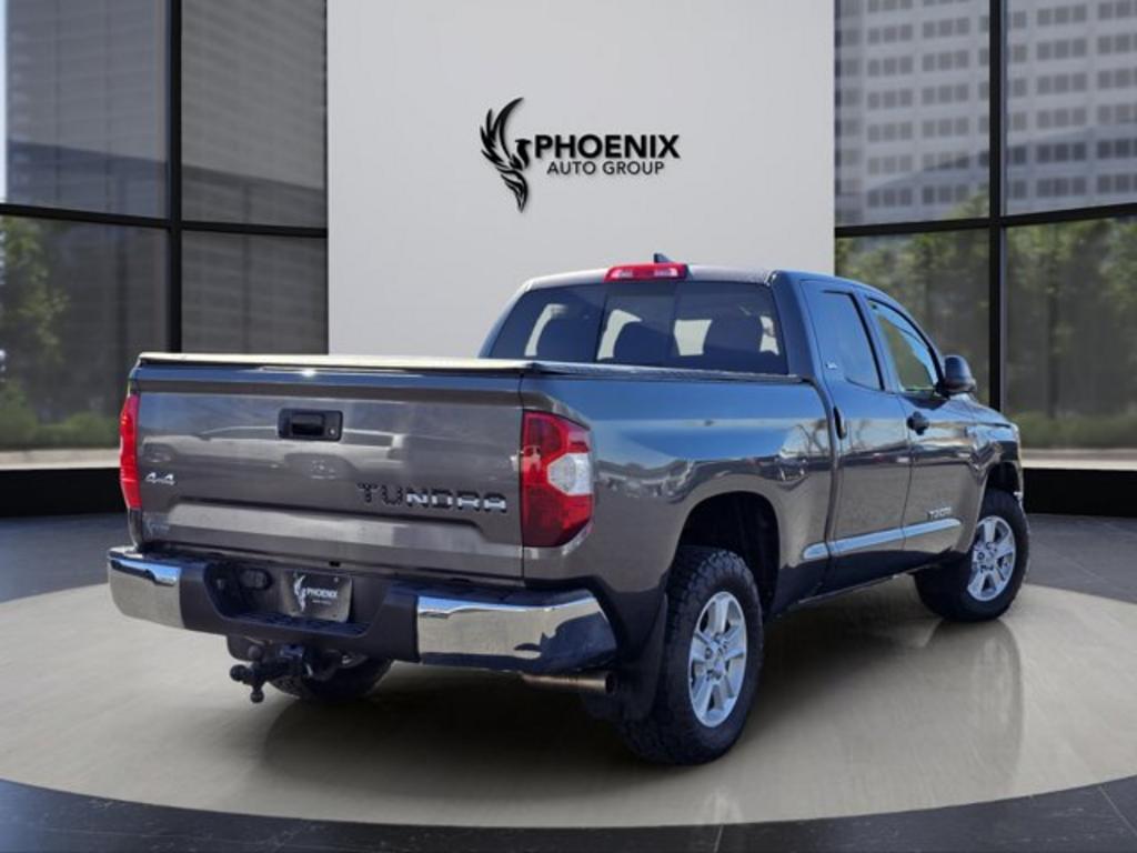 2020 Toyota Tundra SR5 photo