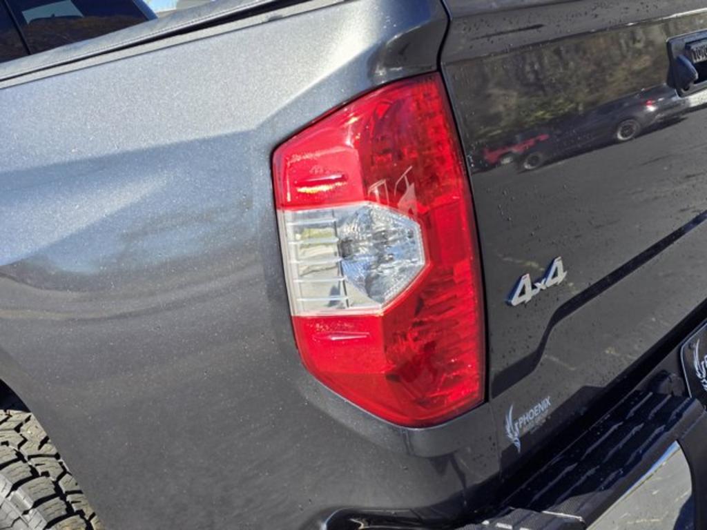2020 Toyota Tundra SR5 photo
