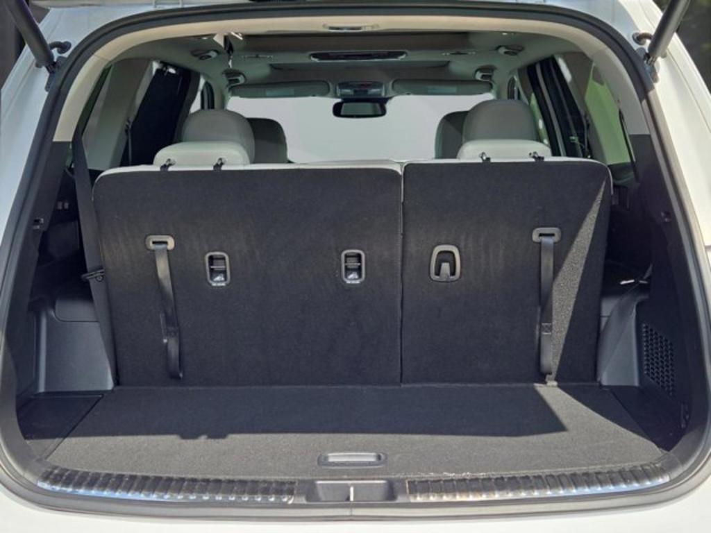 2023 Kia Telluride SX photo