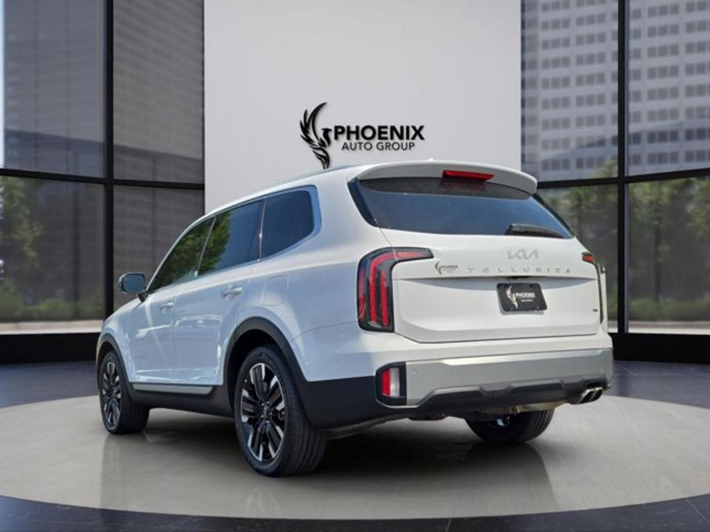 2023 Kia Telluride SX photo