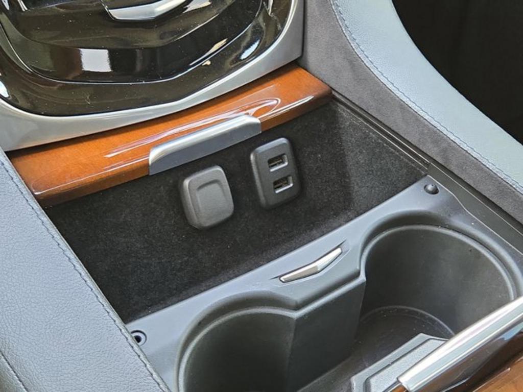 2019 Cadillac Escalade Premium photo