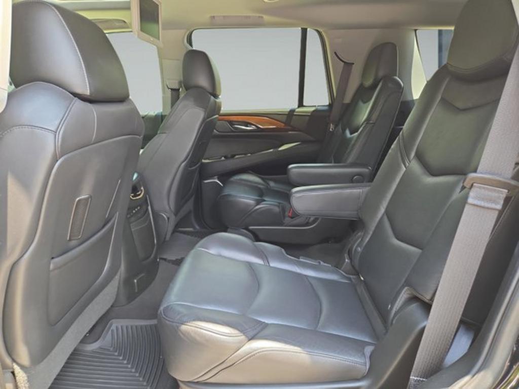2019 Cadillac Escalade Premium photo