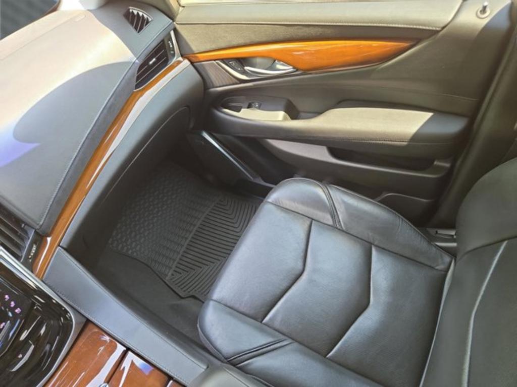 2019 Cadillac Escalade Premium photo