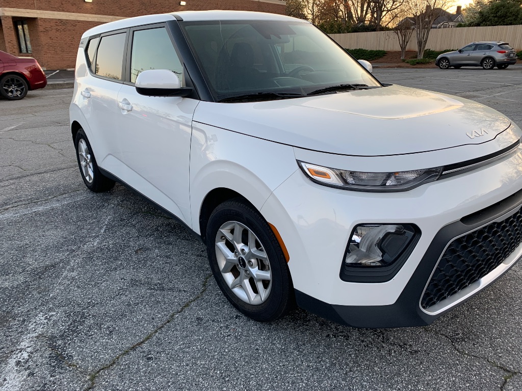 2022 Kia Soul - $18,500