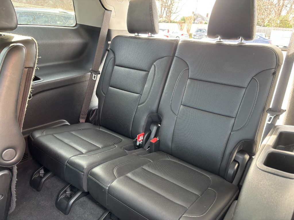 2023 GMC Acadia - $28,600