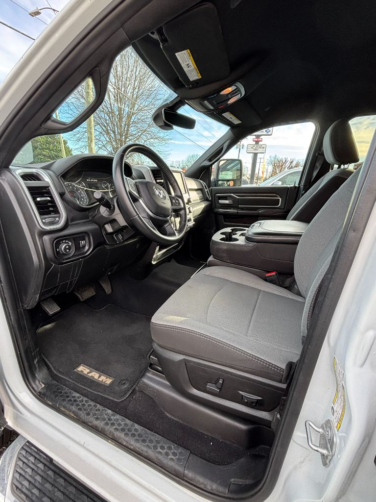 2024 Ram 2500 - $41,100