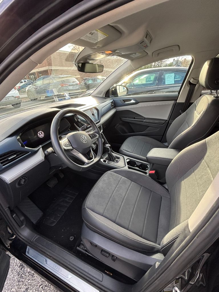 2024 Volkswagen Taos - $19,150