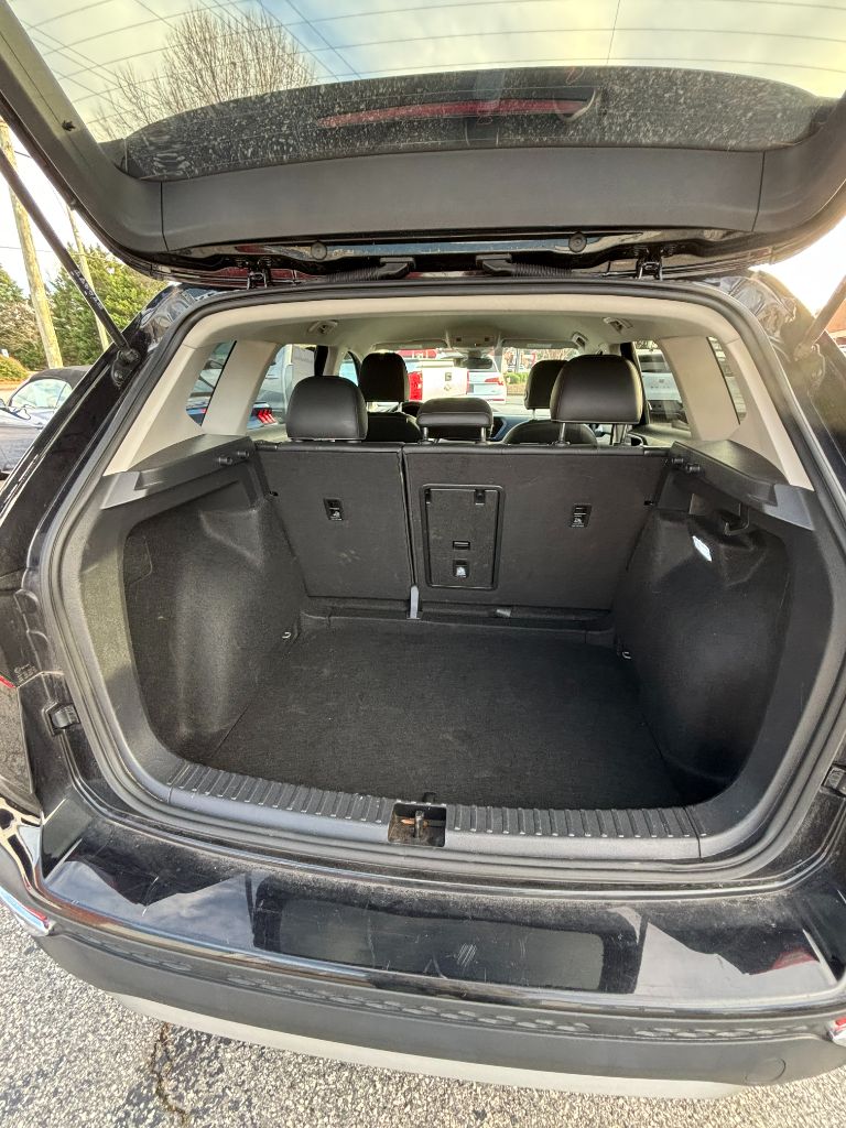 2024 Volkswagen Taos - $19,150