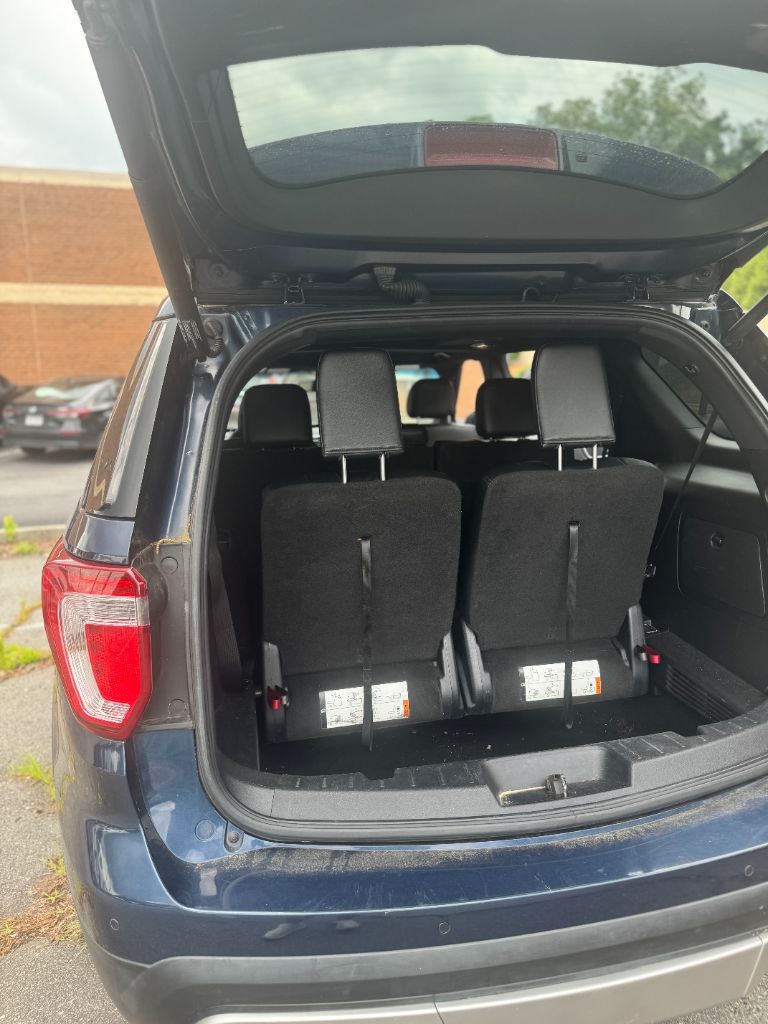 2016 Ford Explorer - $13,000