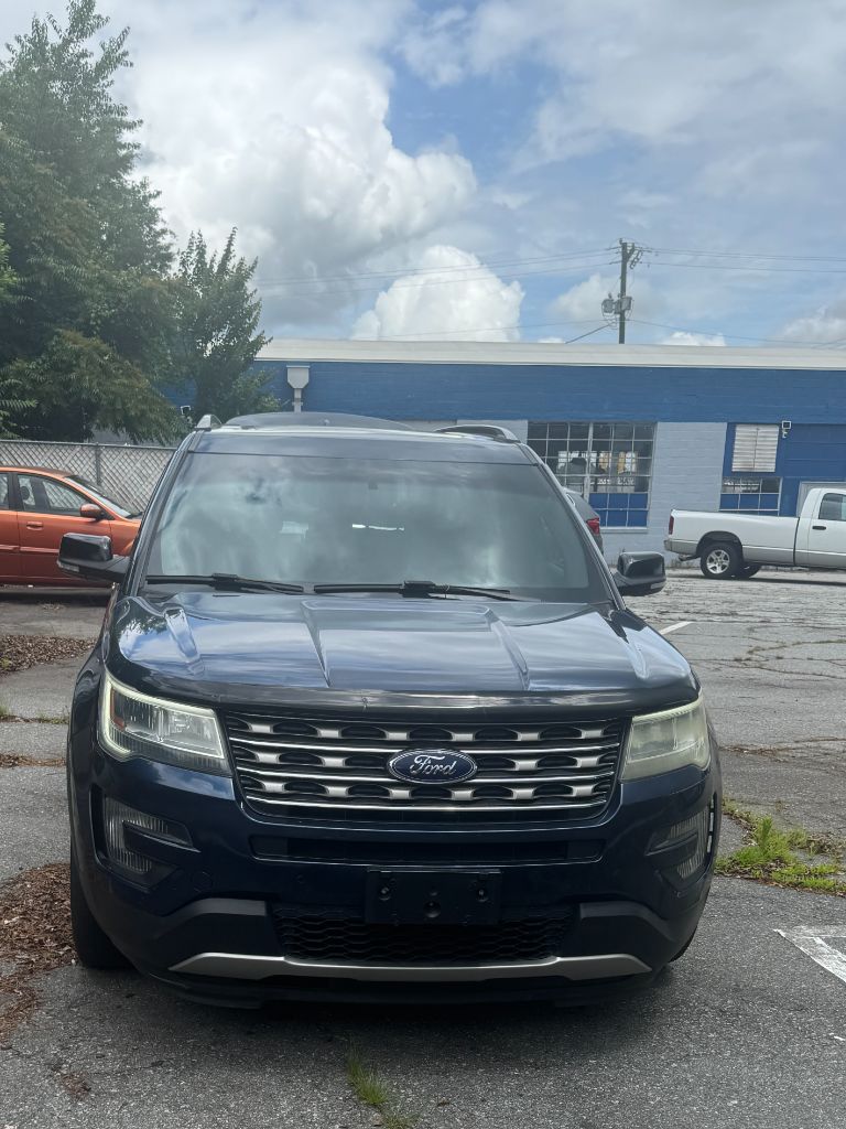 2016 Ford Explorer - $13,000