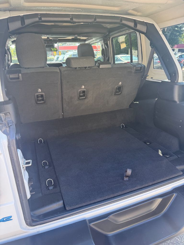 2024 Jeep Wrangler - $29,000