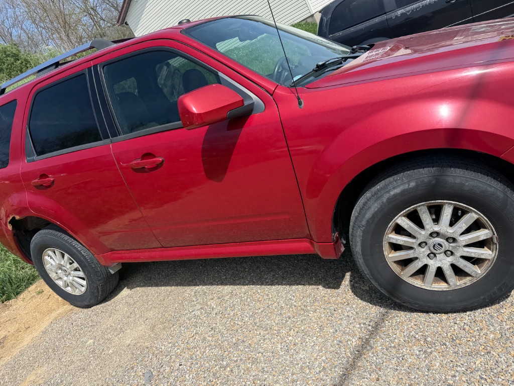 2010 Mercury Mariner Premier V6 photo