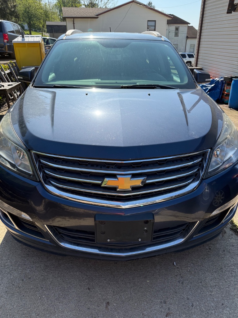 2013 Chevrolet Traverse LT photo