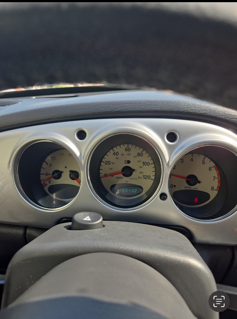 2004 Chrysler PT Cruiser Limited Edition photo