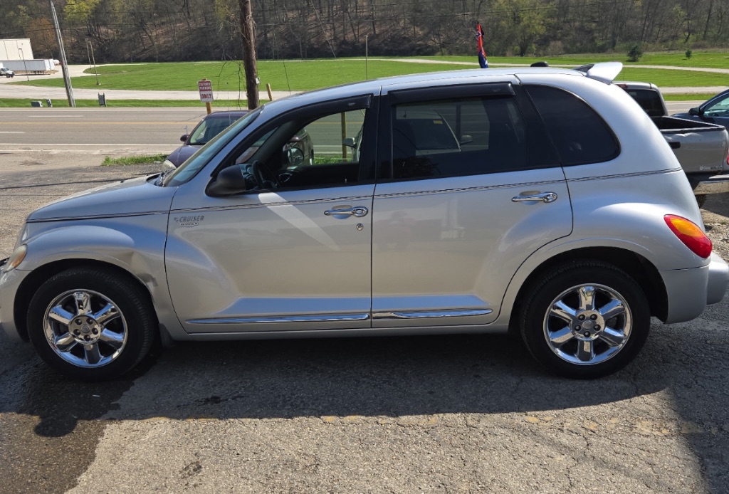 2004 Chrysler PT Cruiser Limited Edition photo