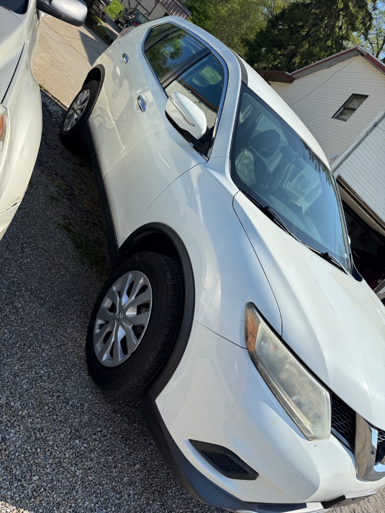 2015 Nissan Rogue S photo