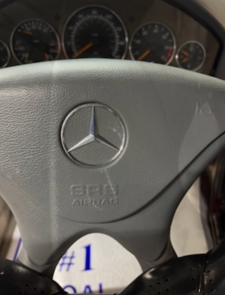 2001 Mercedes-Benz SL-Class SL500 photo