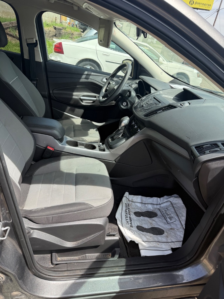 2014 Ford Escape SE photo