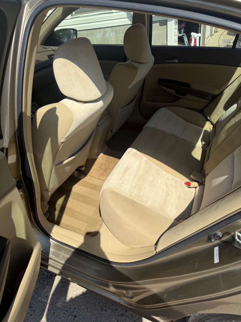 2009 Honda Accord LX-P photo