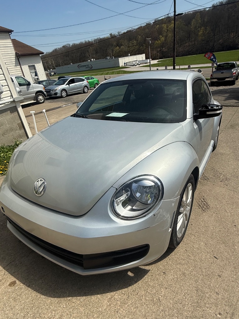 2012 Volkswagen Beetle 2.5 PZEV photo