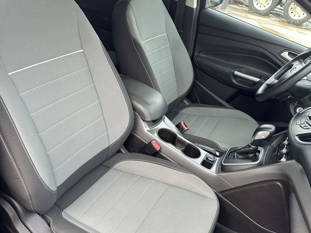 2013 Ford Escape SE photo