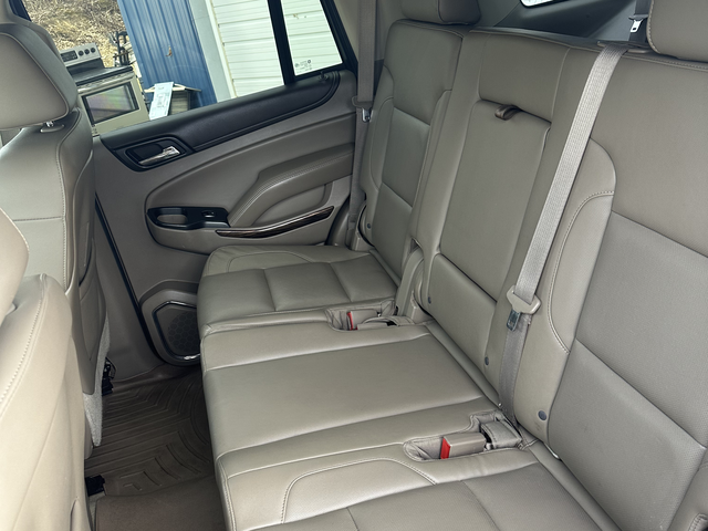 2016 GMC Yukon SLT photo