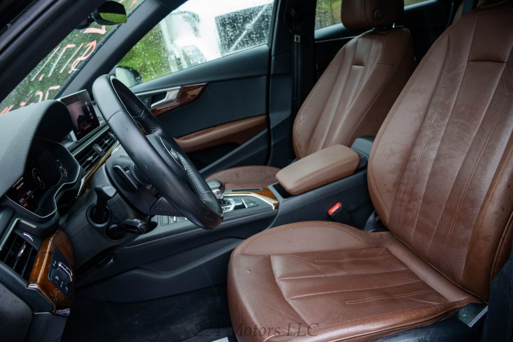 2017 Audi A4 Premium photo