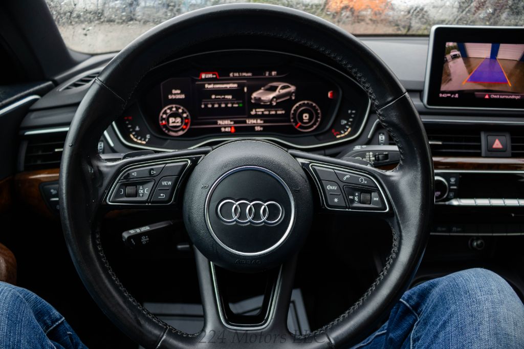 2017 Audi A4 Premium photo