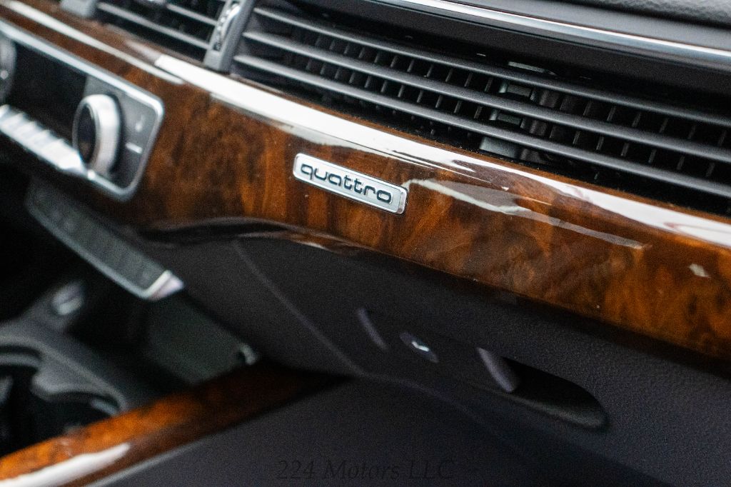2017 Audi A4 Premium photo