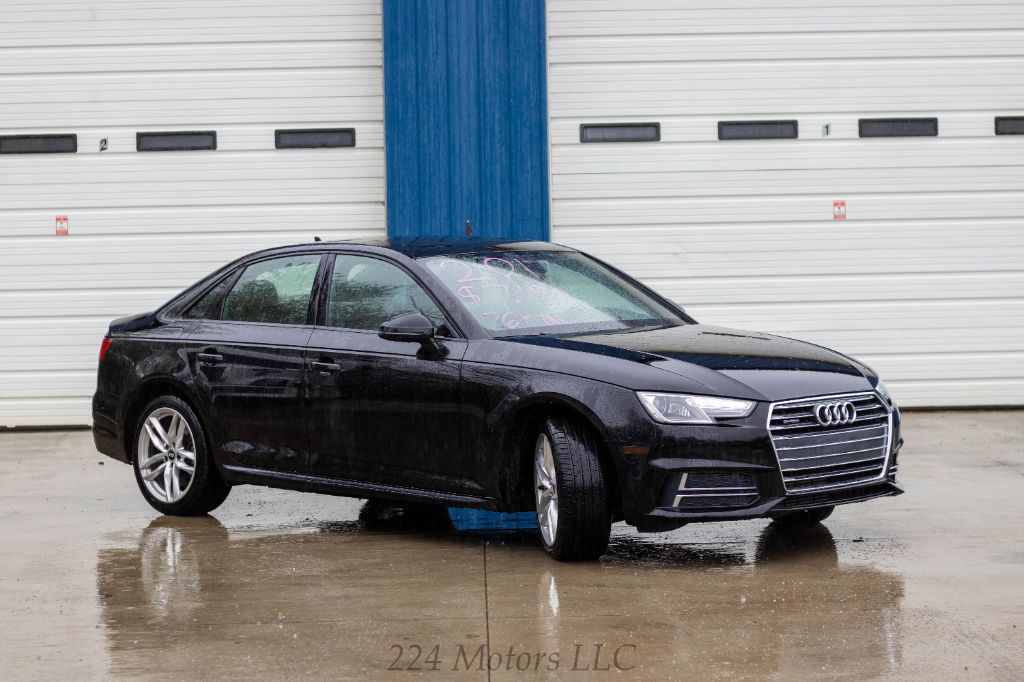 2017 Audi A4 Premium photo