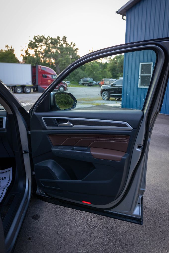 2023 Volkswagen Atlas - $30,499