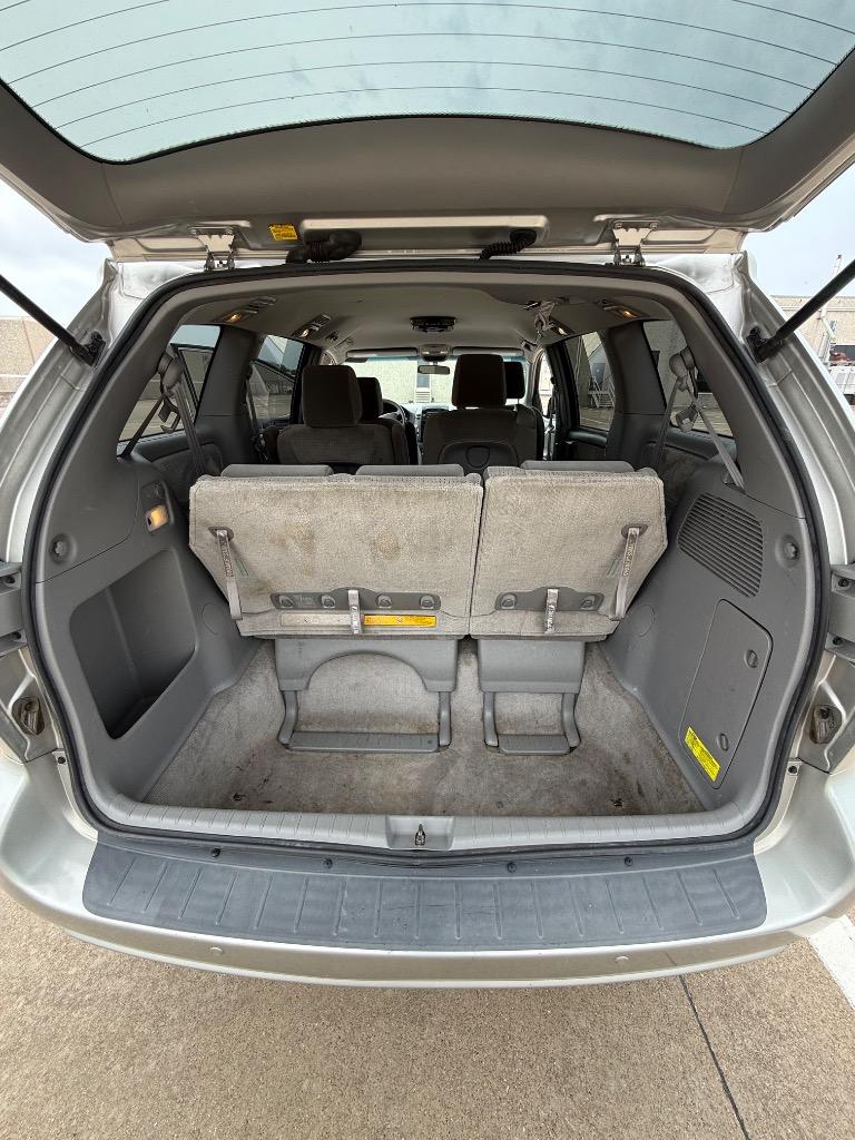 2010 Toyota Sienna - $3,495