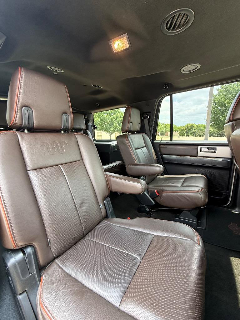 2017 Ford Expedition - $13,995