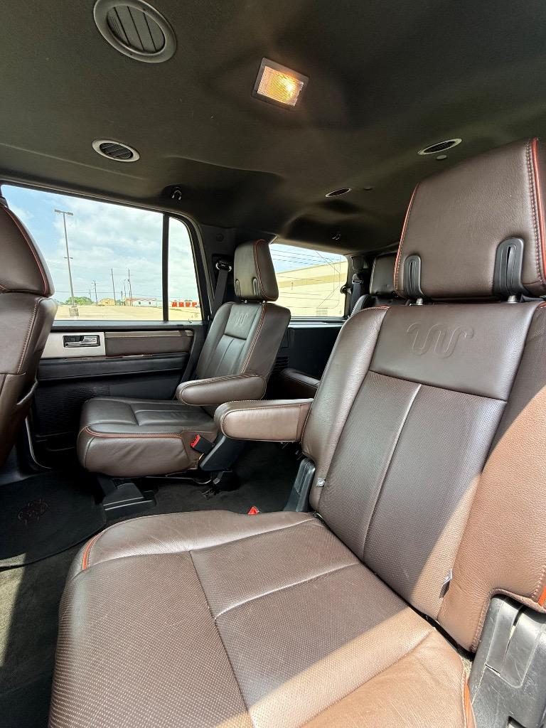 2017 Ford Expedition - $13,995
