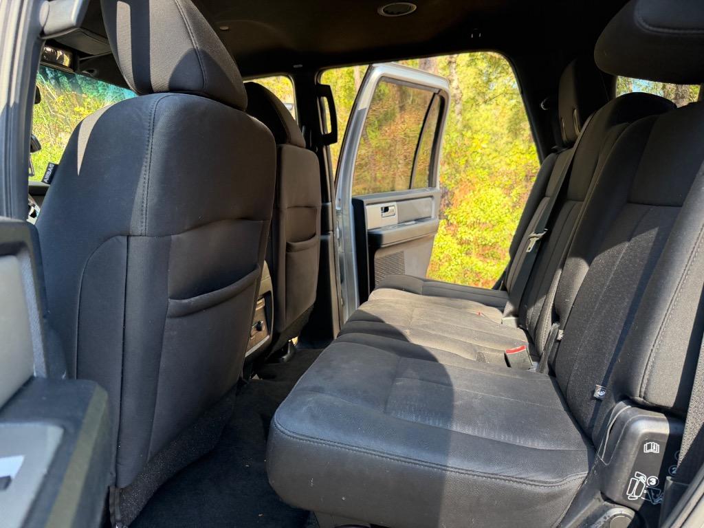2017 Ford Expedition - $13,900