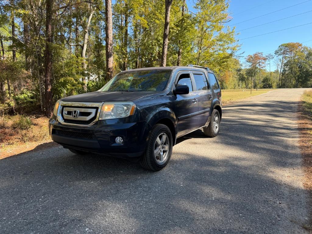 2010 Honda Pilot - $8,900