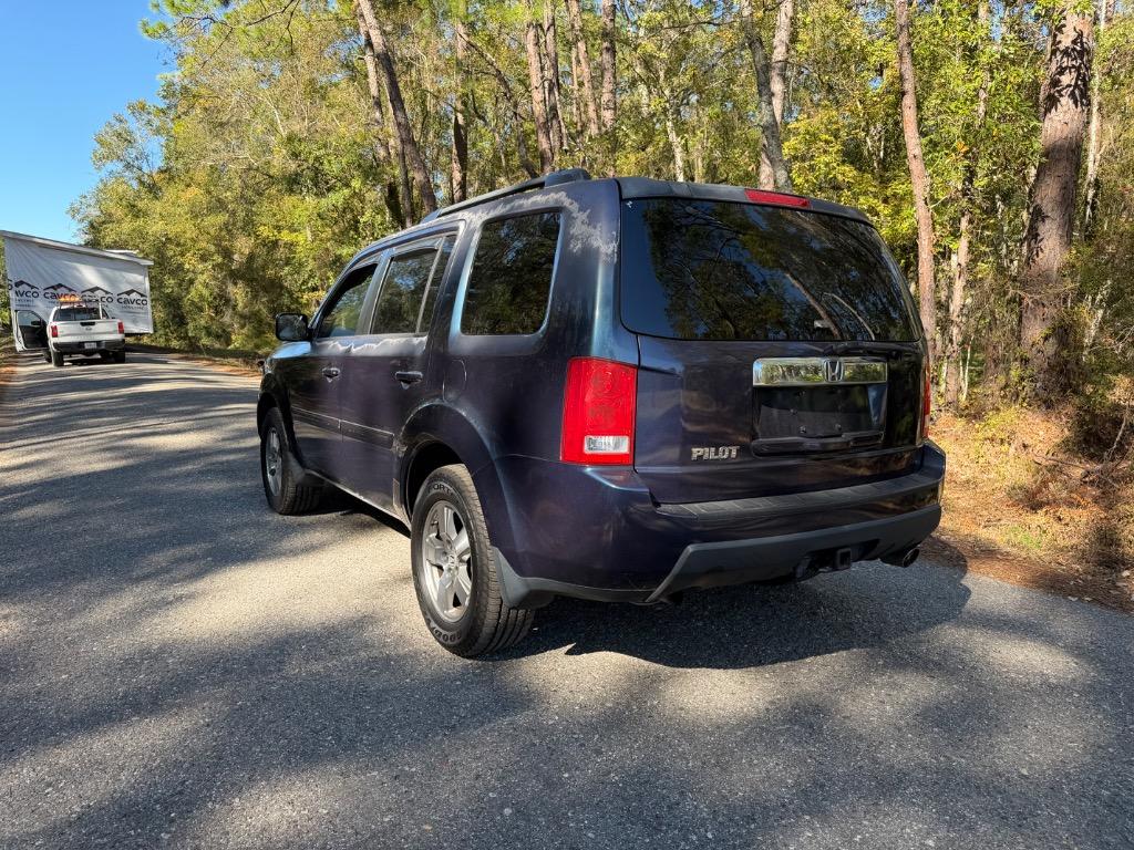 2010 Honda Pilot - $8,900