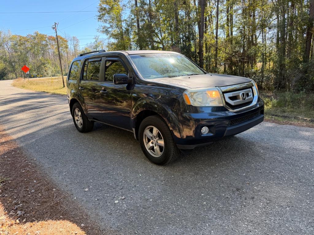 2010 Honda Pilot - $8,900