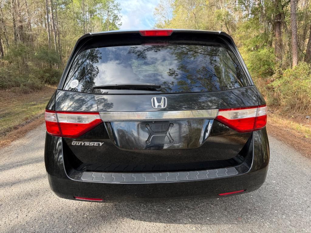 2011 Honda Odyssey - $9,900