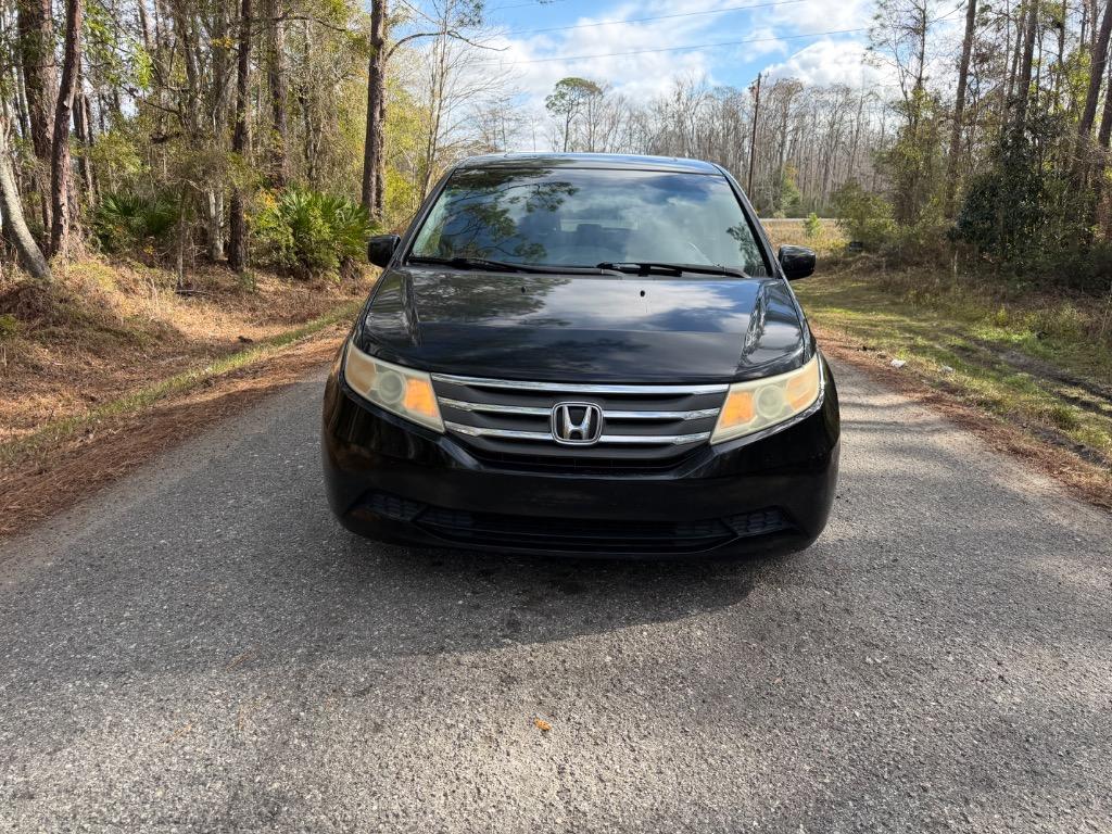 2011 Honda Odyssey - $9,900