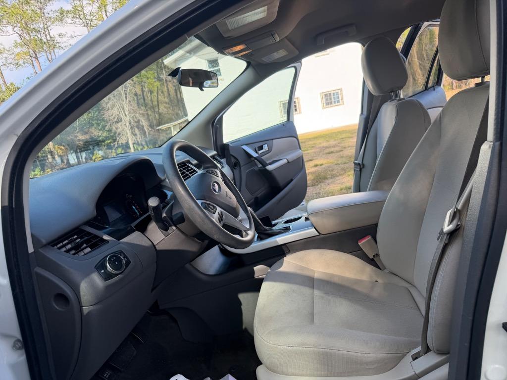 2013 Ford Edge - $8,900