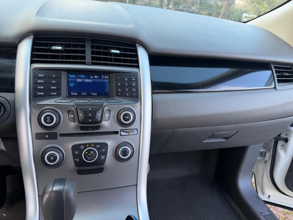2013 Ford Edge - $8,900