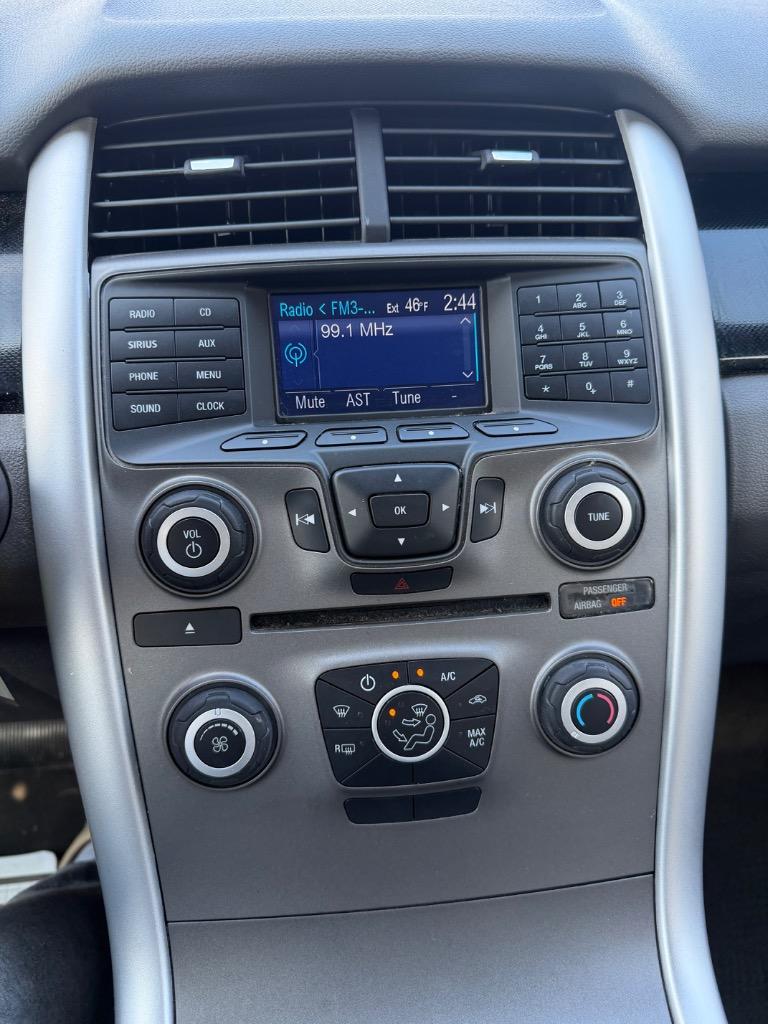 2013 Ford Edge - $8,900
